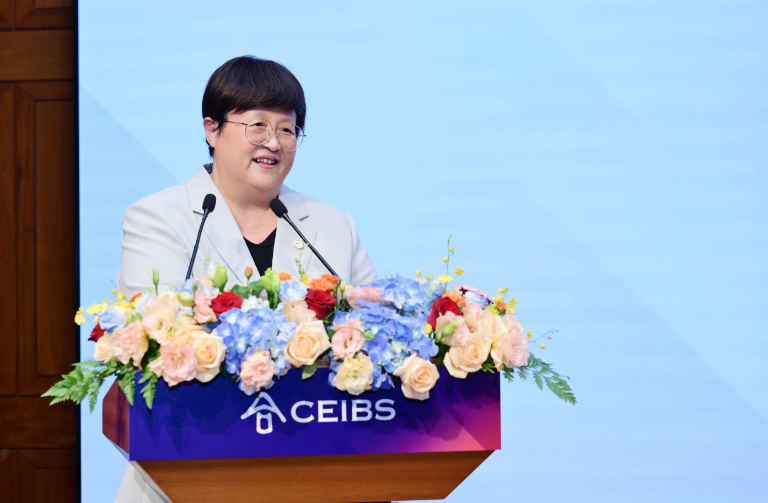 中欧院长汪泓教授致欢迎辞