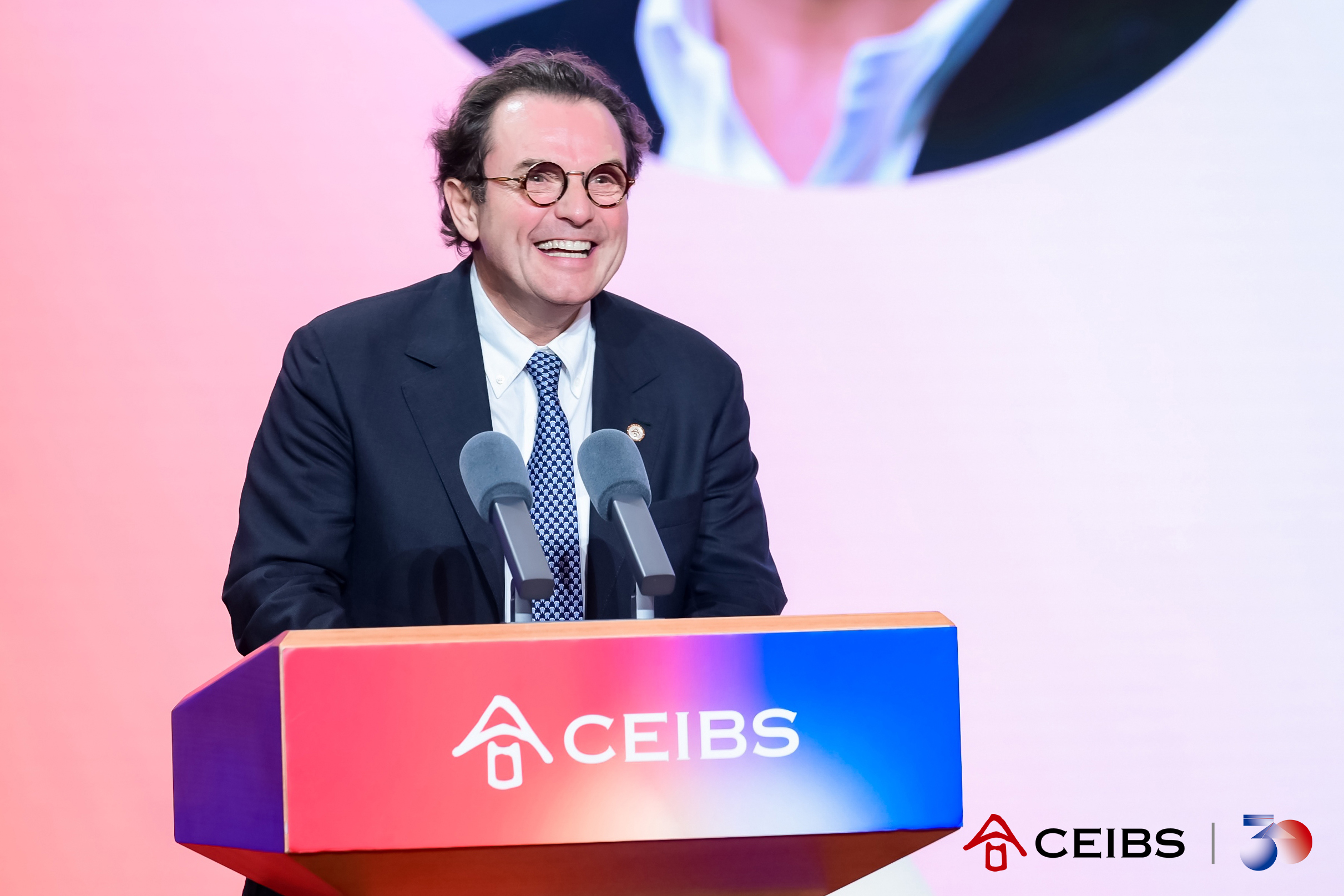 欧洲管理发展基金会(EFMD)全球总裁、中欧副理事长埃里克·柯尼埃尔致辞