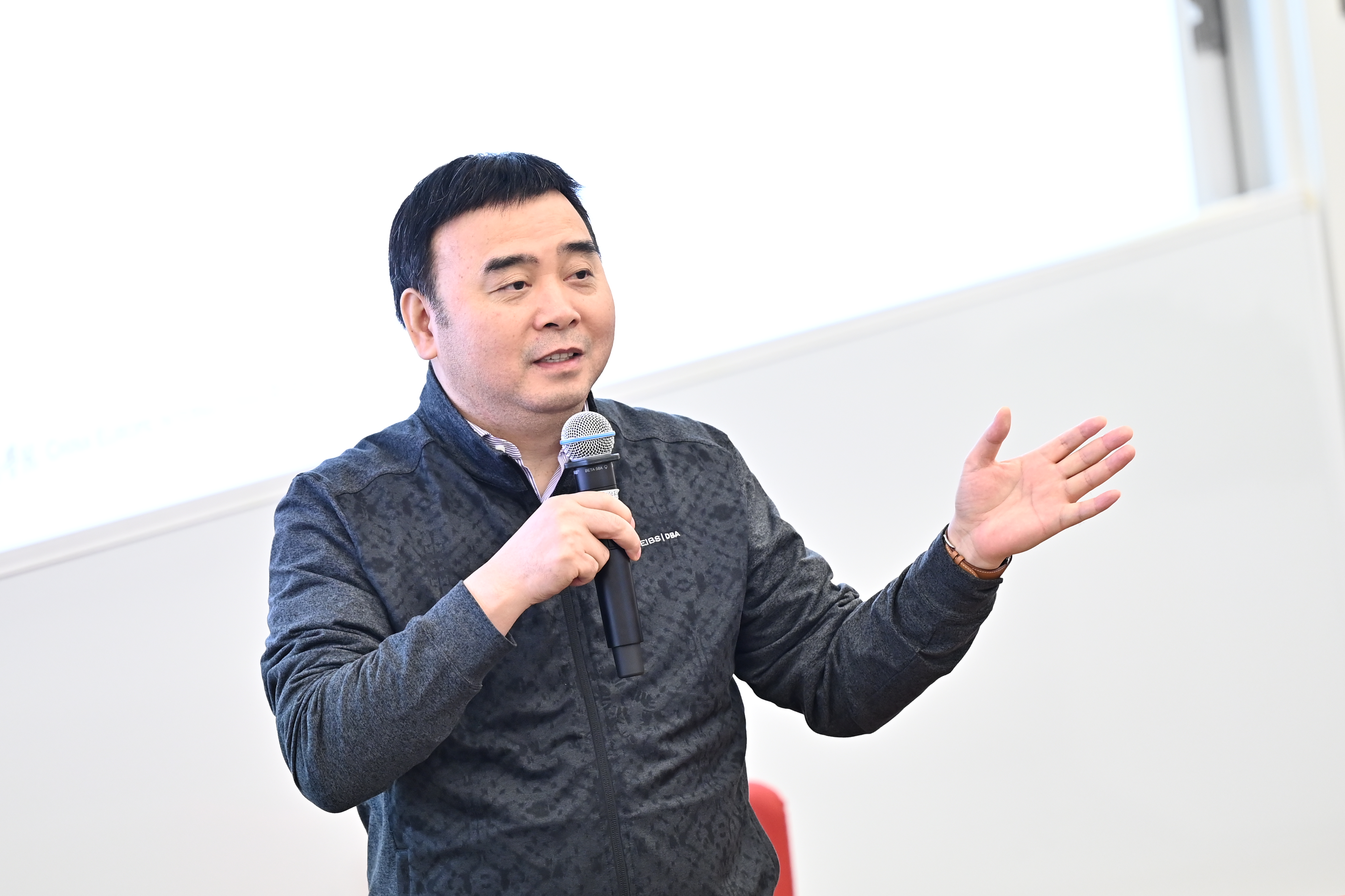 张敏啊