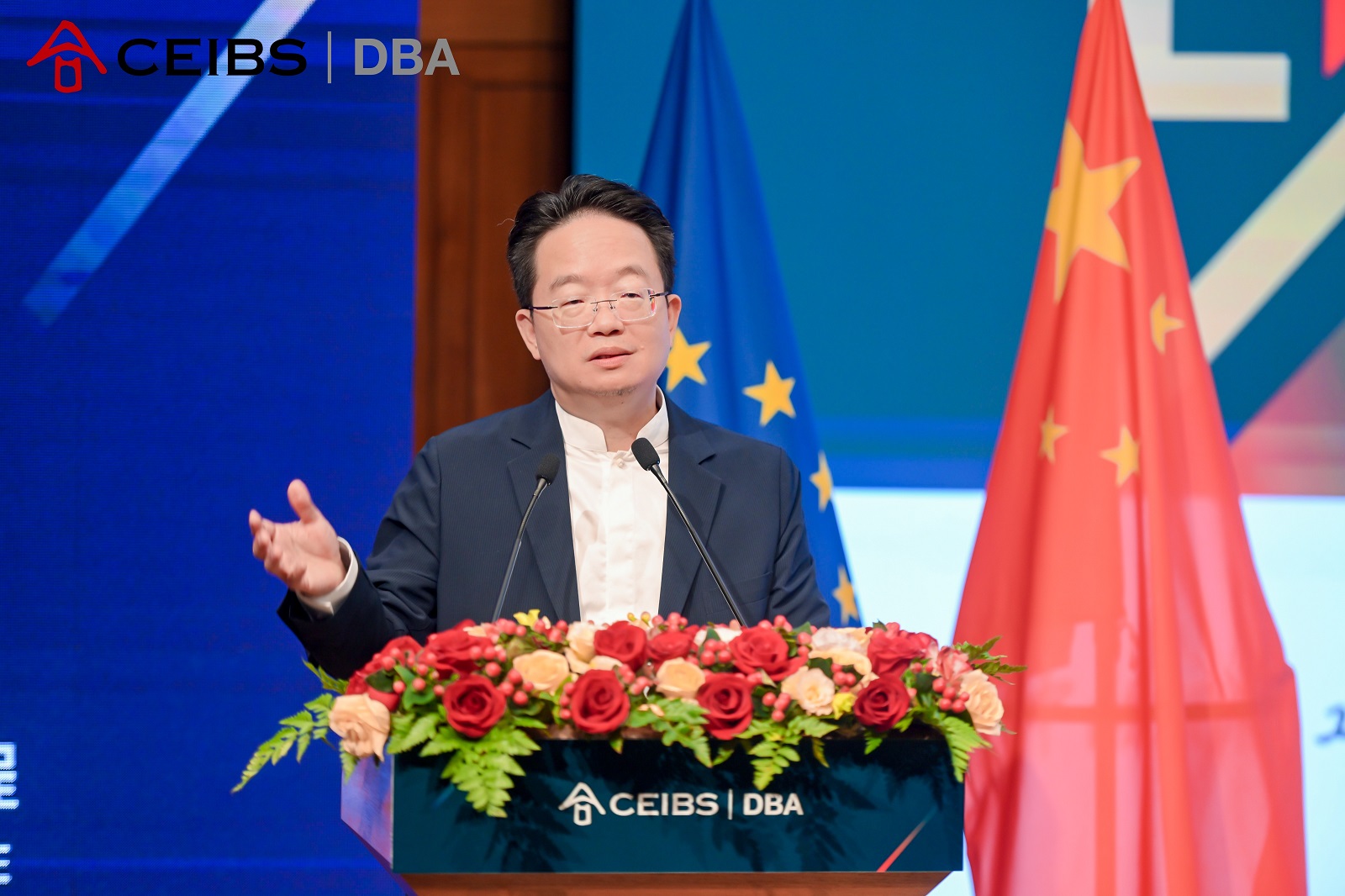 陈威如