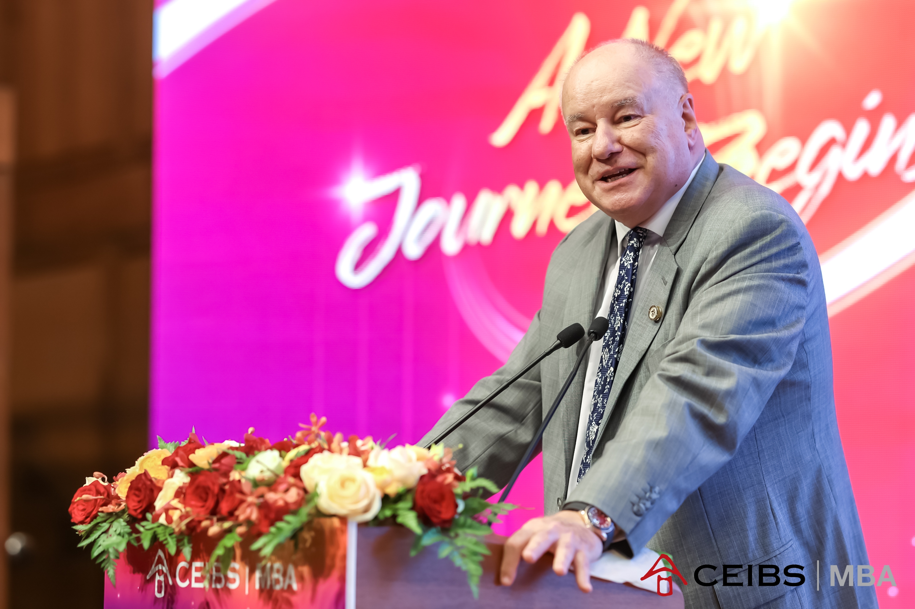 杜道明院长致欢迎词
