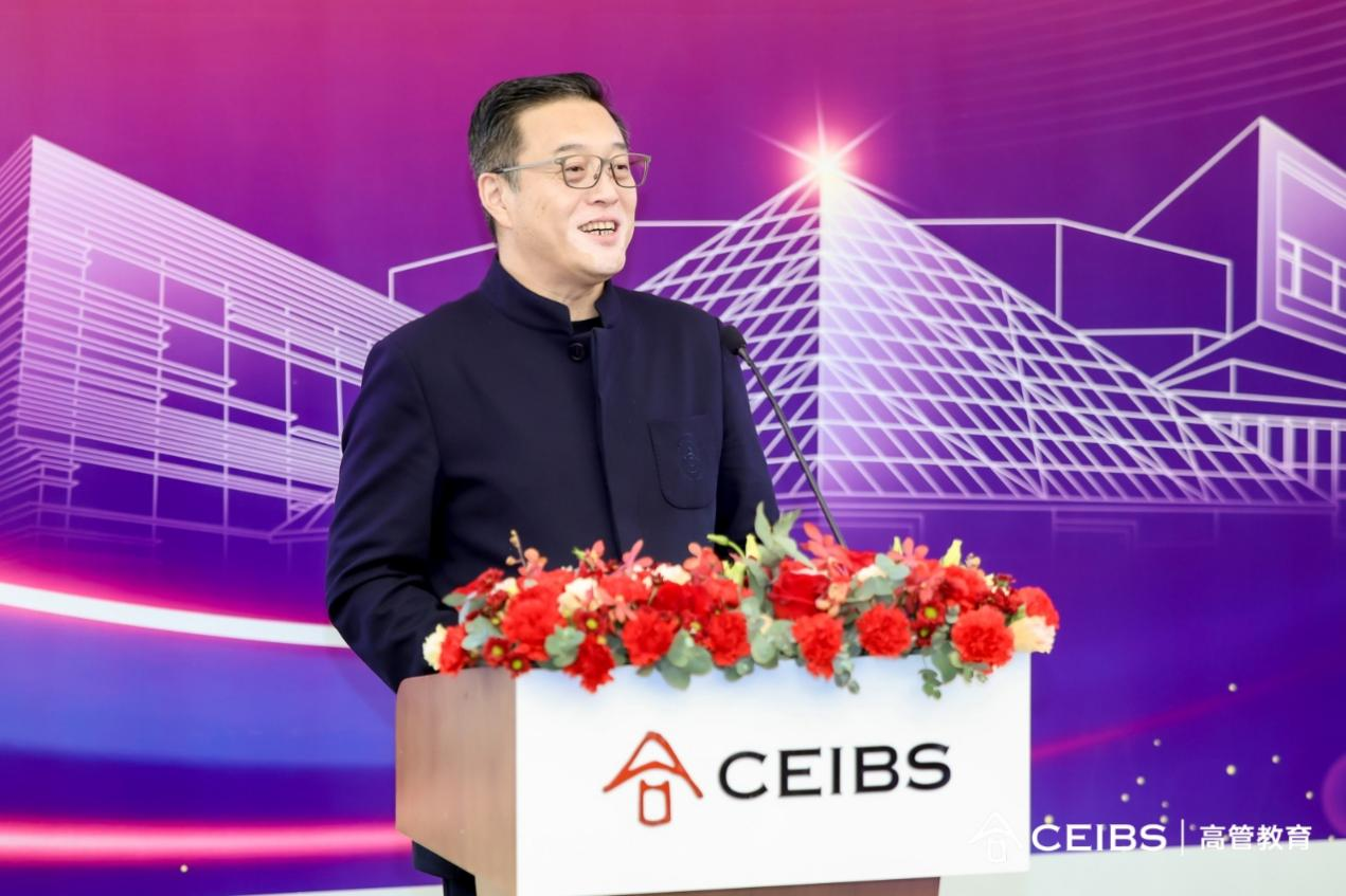 中欧国际工商学院市场营销学教授、宝钢市场营销学教席教授、副教务长王高