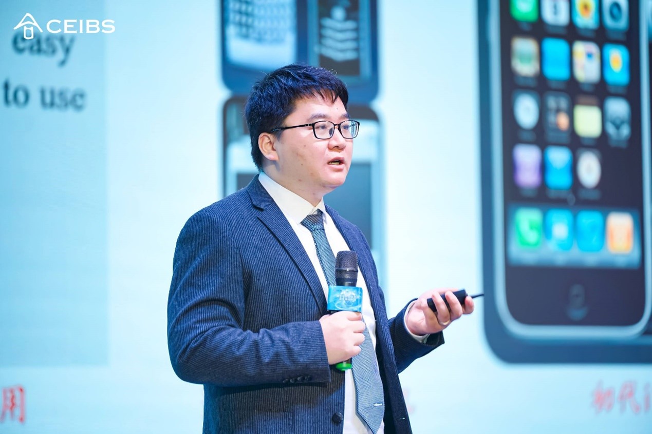 李霄剑发表演讲