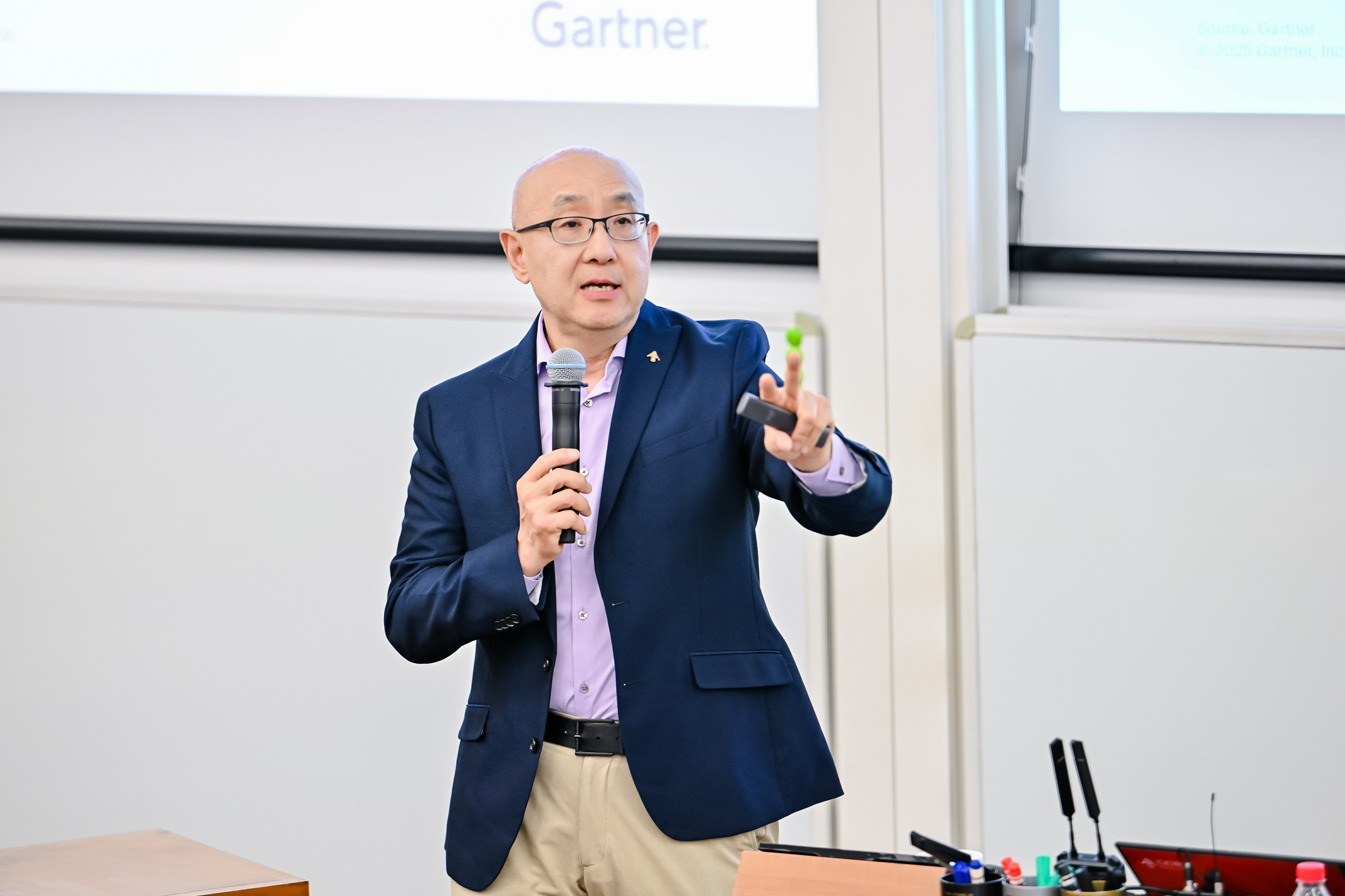 方跃教授  “从ChatGPT-5的发布看AI+金融的发展趋势”公开课