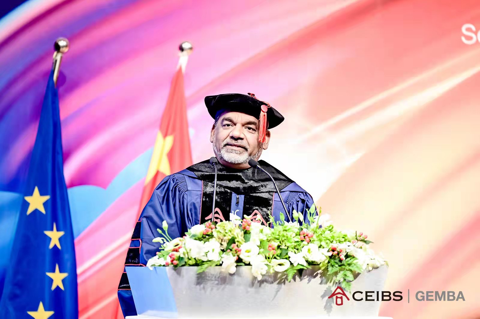 芮博澜（Bala Ramasamy）教授主持