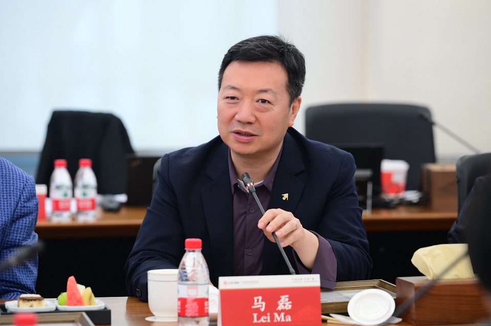 马磊做监事会工作报告