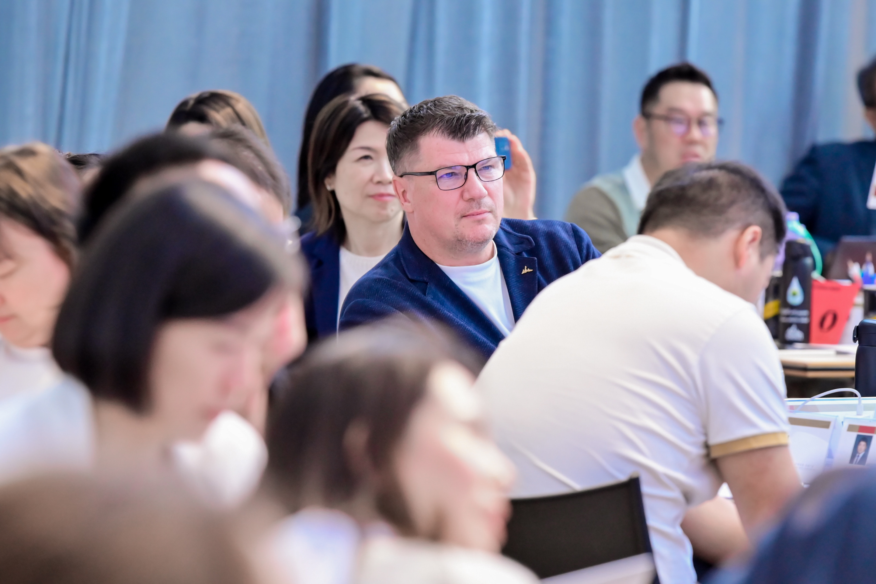 Fabien in CEIBS Global EMBA classroom